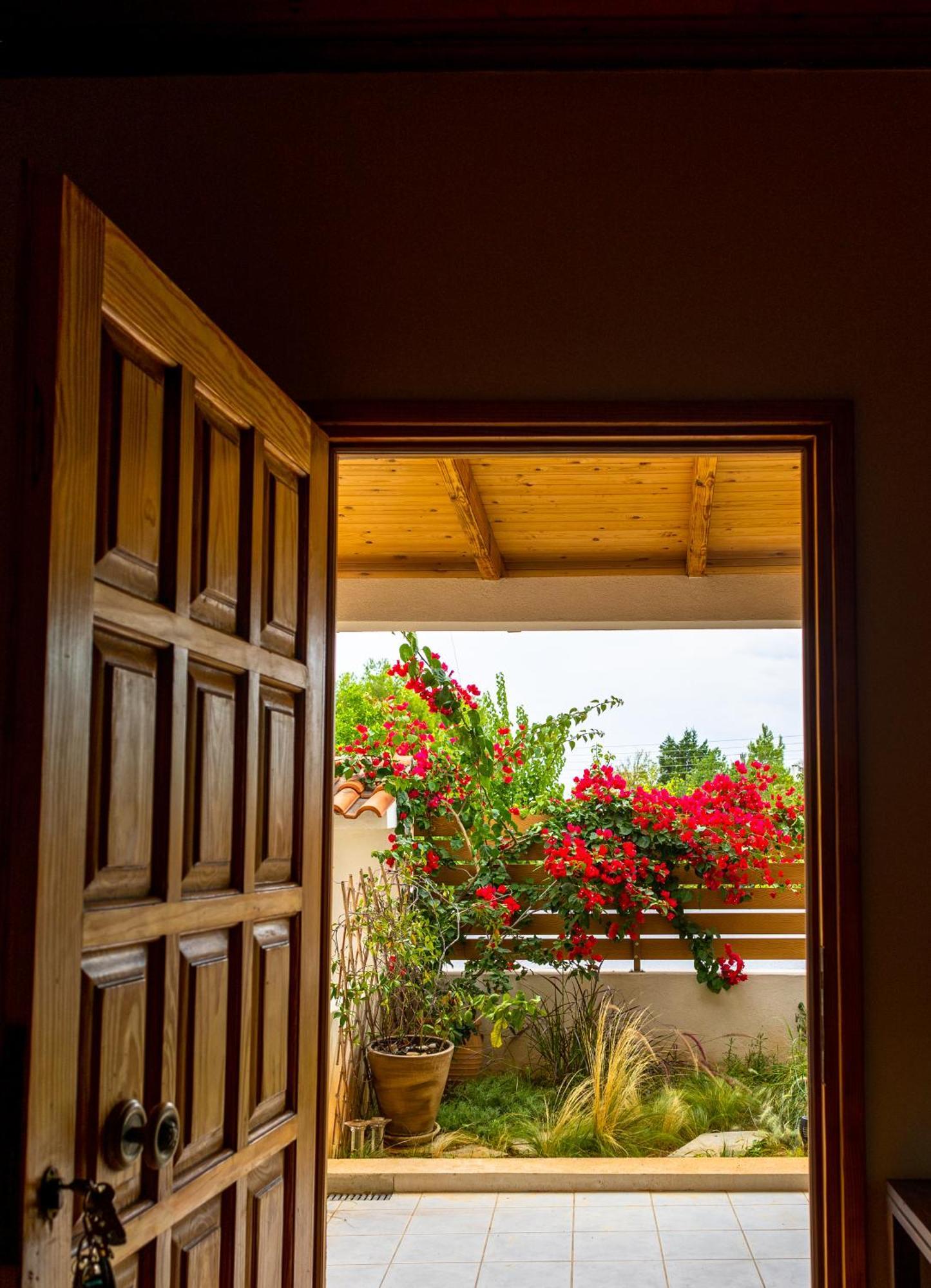 Villa Artemis Leto Екстериор снимка